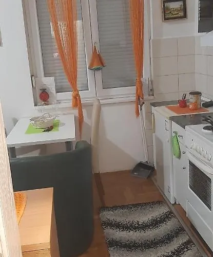 Due شقة اباتين